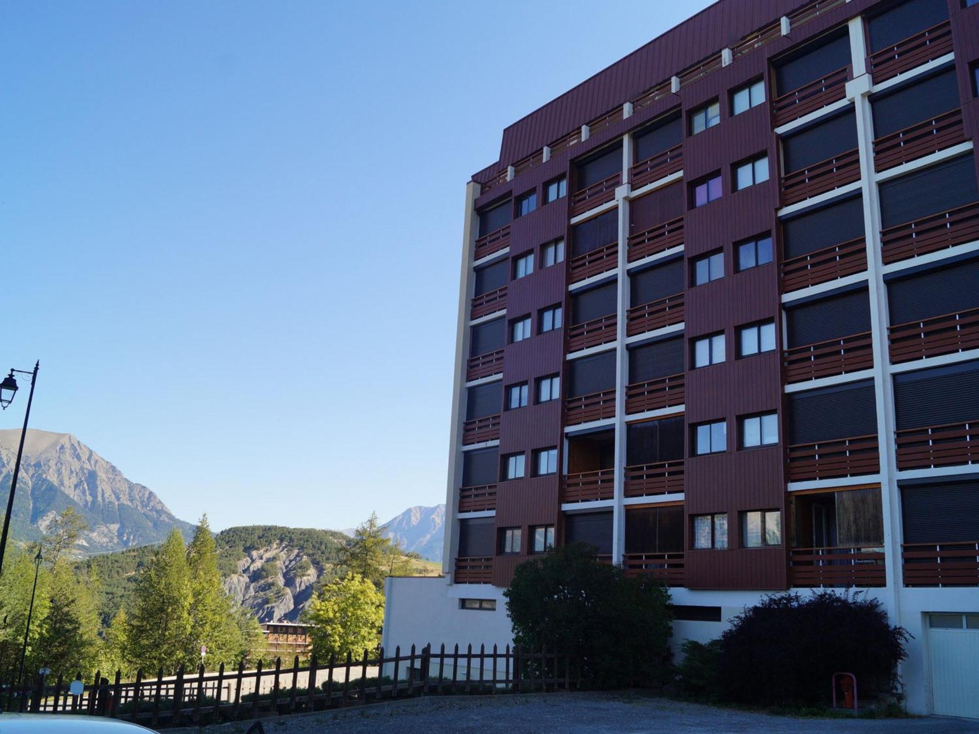 Appartement T2 Face Aux Pistes Avec Terrasse, 9 Couchages, Proche Commerces Et Piscine - Fr-1-165A-103 Enchastrayes エクステリア 写真
